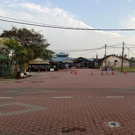 Muallim Home Mersing Luaran gambar