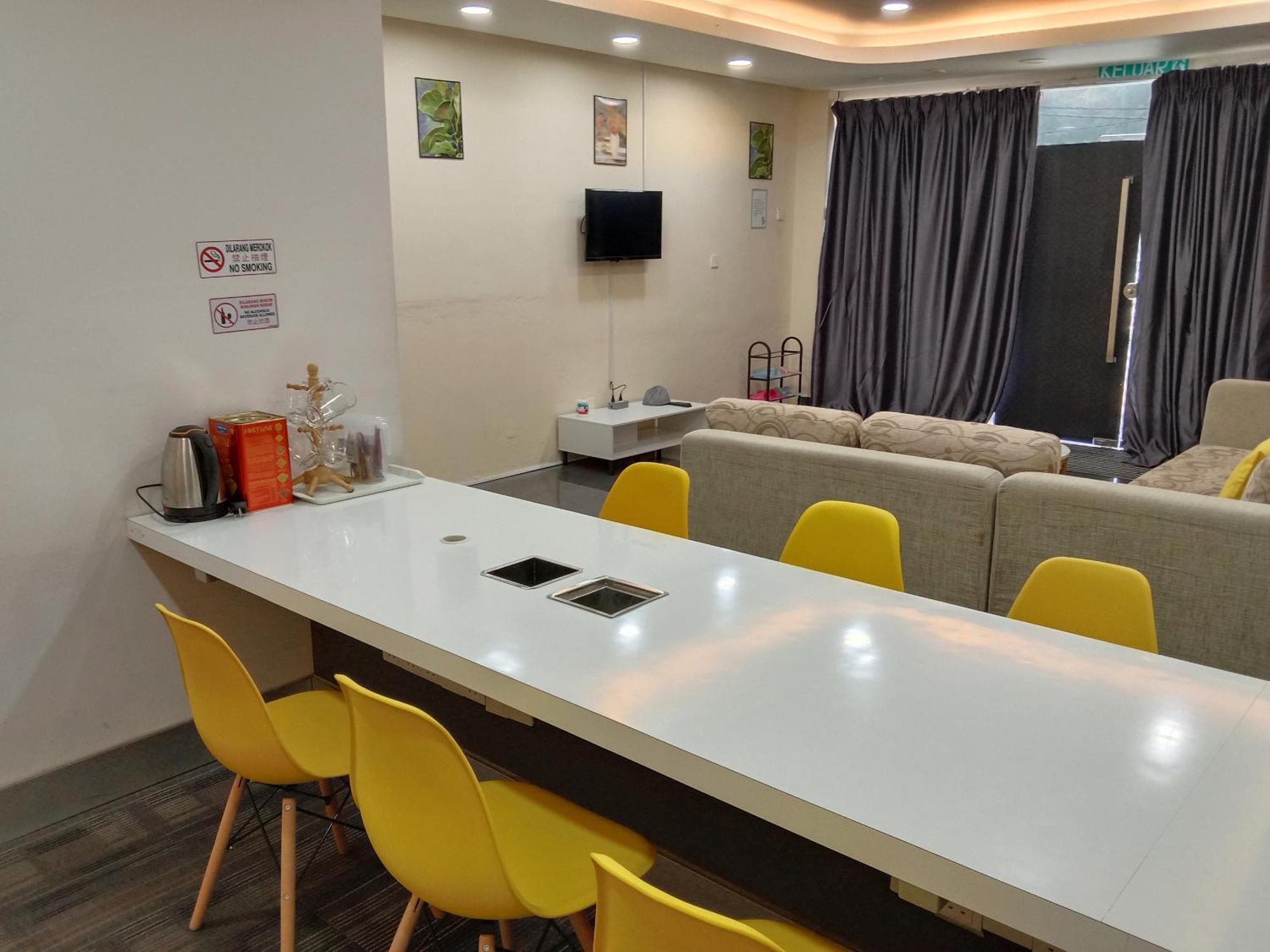 Muallim Home Mersing Luaran gambar