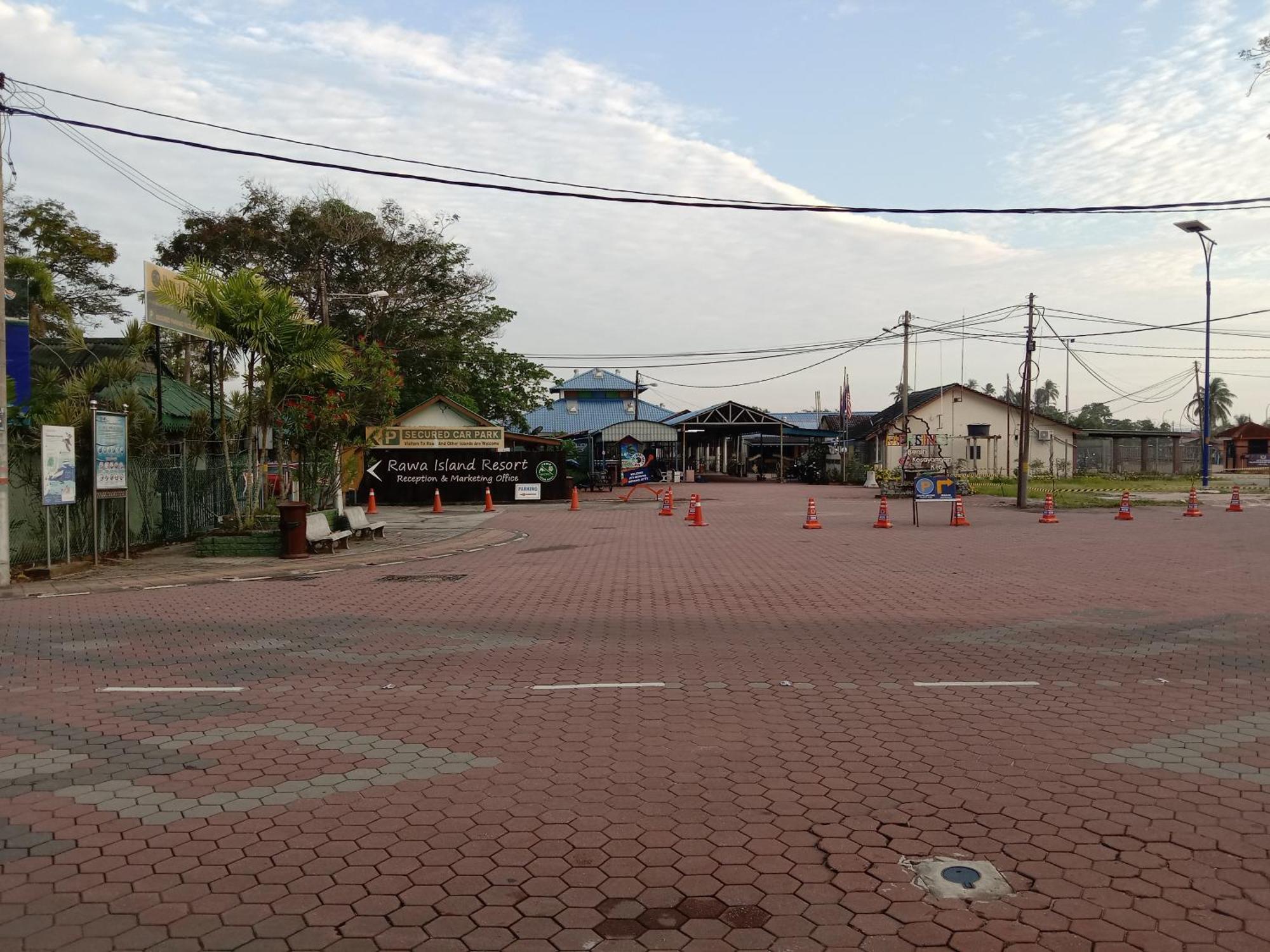 Muallim Home Mersing Luaran gambar