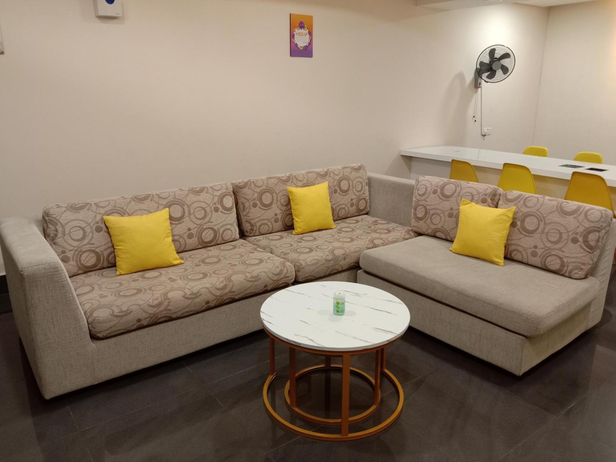 Muallim Home Mersing Luaran gambar